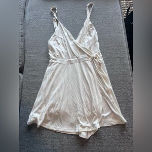 White urban outfitters romper